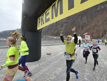 PÓŁMARATON DOOKOŁA JEZIORA ŻYWIECKIEGO - REKORD FREKWENCJI! - zdjęcie18