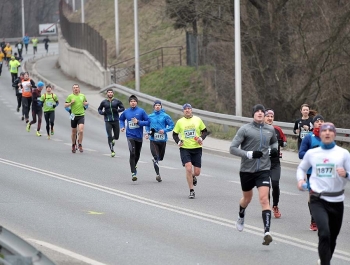PÓŁMARATON DOOKOŁA JEZIORA ŻYWIECKIEGO - REKORD FREKWENCJI! - zdjęcie12