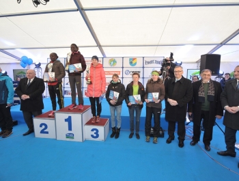 PÓŁMARATON DOOKOŁA JEZIORA ŻYWIECKIEGO - REKORD FREKWENCJI! - zdjęcie1