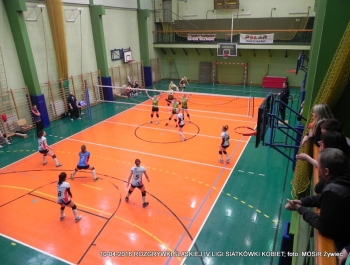 ROZGRYWKI ŚLĄSKIEJ IV LIGI SIATKÓWKI KOBIET - zdjęcie13