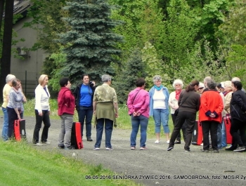 ĆWICZENIA Z SAMOOBRONY W ŻYWIECKIM PARKU - zdjęcie15