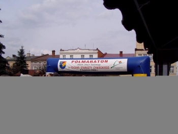 IX półmaraton &#8222;O puchar Starosty Żywieckiego&#8221; - 6 kwiecień 2008 rok - zdjęcie 1