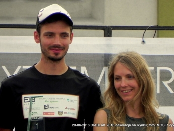 DIABLAK 2016 DEKORACJA NA RYNKU - zdjęcie1