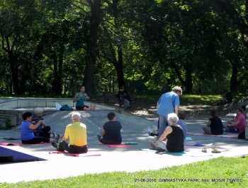 GIMNASTYKA  DLA SENIORÓW - zdjęcie4