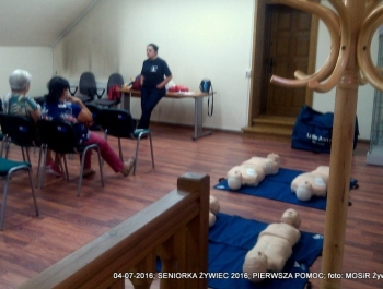 SENIORKA AKTYWNA CIAŁEM I DUCHEM - zdjęcie1