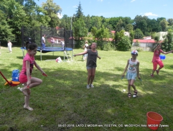 FESTYN NA OSIEDLU MŁODYCH - zdjęcie1