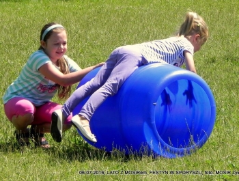 FESTYN NA BOISKU SPORTOWYM W SPORYSZU - zdjęcie23