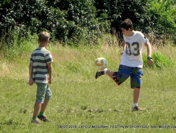 FESTYN NA BOISKU SPORTOWYM W SPORYSZU - zdjęcie15