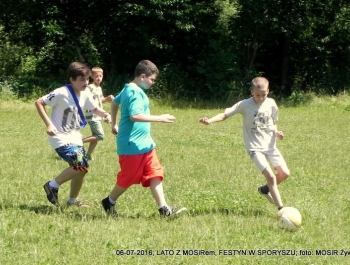 FESTYN NA BOISKU SPORTOWYM W SPORYSZU - zdjęcie9