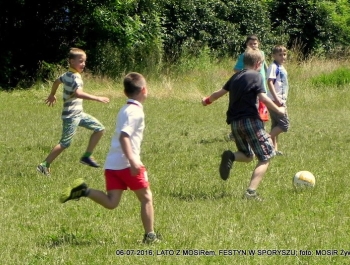 FESTYN NA BOISKU SPORTOWYM W SPORYSZU - zdjęcie6