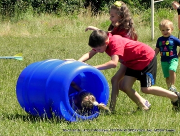 FESTYN NA BOISKU SPORTOWYM W SPORYSZU - zdjęcie2