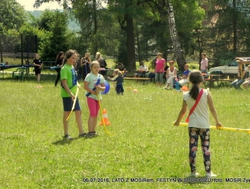 FESTYN NA BOISKU SPORTOWYM W SPORYSZU - zdjęcie1