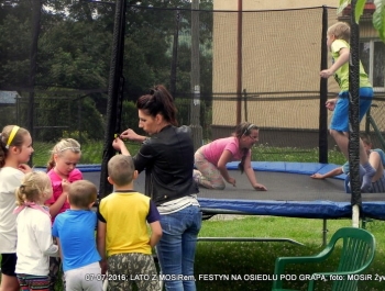 FESTYN  NA OSIEDLU POD GRAPĄ - zdjęcie32