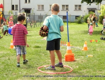 FESTYN  NA OSIEDLU POD GRAPĄ - zdjęcie4