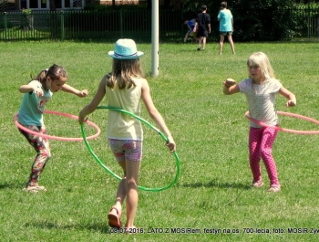 DZIŚ SPOTKALIŚMY SIĘ Z DZIEĆMI NA OSIEDLU 700-LECIA - zdjęcie23
