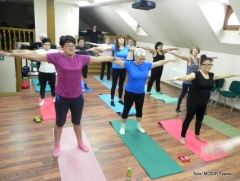 Seniorzy w akcji - GIMNASTYKA! - zdjęcie1