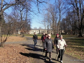 Poniedziałkowe rekreacje w Parku. - zdjęcie9