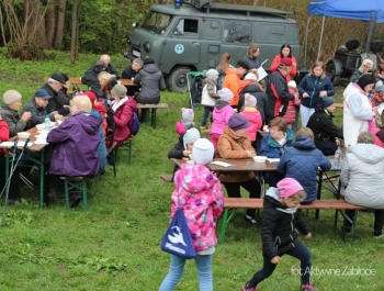 Przedstawiciele SENIORÓW na "Zabłockich szlakach do Browaru i nie tylko" - zdjęcie2