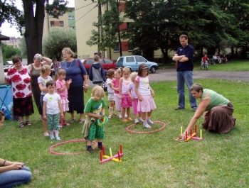 FESTYN DLA DZIECI "WAKACJE NA SPORTOWO I WESOŁO" - zdjęcie 2