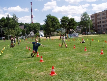 FESTYN SPORTOWO REKREACYJNY DLA DZIECI "WAKACJE NA SPORTOWO I WESOŁO" - zdjęcie 3