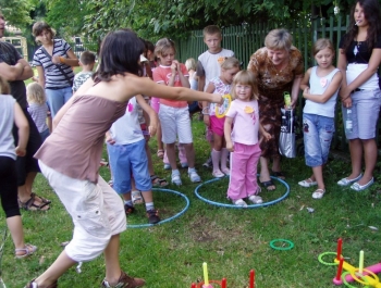 FESTYN SPORTOWO REKREACYJNY DLA DZIECI "WAKACJE NA SPORTOWO I WESOŁO" - zdjęcie 1