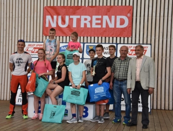 WIOSENNY FESTIWAL BIEGOWY- WYNIKI +ZDJĘCIA - zdjęcie1