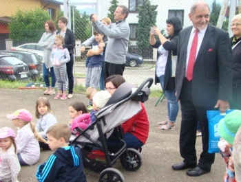 "Festyny z rodzinką" - 30 czerwiec 2018r. ZDJĘCIA - zdjęcie61