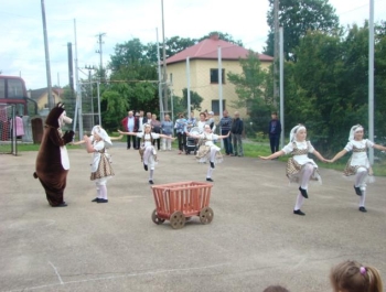 "Festyny z rodzinką" - 30 czerwiec 2018r. ZDJĘCIA - zdjęcie51