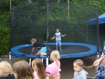 "Festyny z rodzinką" - 30 czerwiec 2018r. ZDJĘCIA - zdjęcie37