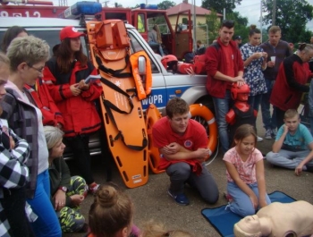 "Festyny z rodzinką" - 30 czerwiec 2018r. ZDJĘCIA - zdjęcie29