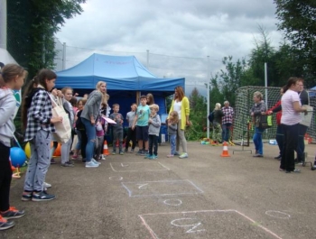 "Festyny z rodzinką" - 30 czerwiec 2018r. ZDJĘCIA - zdjęcie24