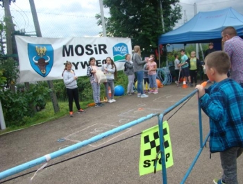 "Festyny z rodzinką" - 30 czerwiec 2018r. ZDJĘCIA - zdjęcie18