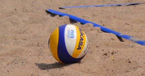 TURNIEJ SIATKÓWKI PLAŻOWEJ O PUCHAR BURMISTRZA MIASTA ŻYWCA