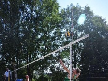 TURNIEJ SIATKÓWKI PLAŻOWEJ "O PUCHAR BURMISTRZA MIASTA ŻYWCA" - WYNIKI - zdjęcie60