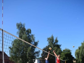 TURNIEJ SIATKÓWKI PLAŻOWEJ "O PUCHAR BURMISTRZA MIASTA ŻYWCA" - WYNIKI - zdjęcie61