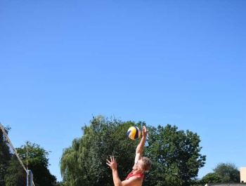 TURNIEJ SIATKÓWKI PLAŻOWEJ "O PUCHAR BURMISTRZA MIASTA ŻYWCA" - WYNIKI - zdjęcie39