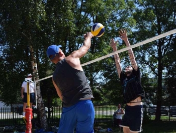 TURNIEJ SIATKÓWKI PLAŻOWEJ "O PUCHAR BURMISTRZA MIASTA ŻYWCA" - WYNIKI - zdjęcie34