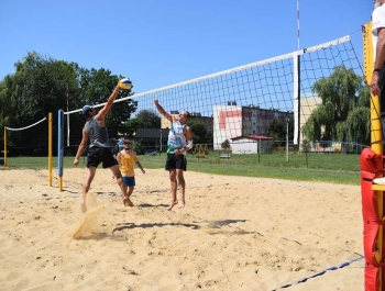 TURNIEJ SIATKÓWKI PLAŻOWEJ "O PUCHAR BURMISTRZA MIASTA ŻYWCA" - WYNIKI - zdjęcie31