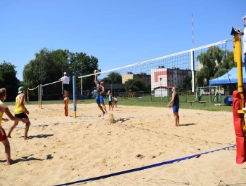 TURNIEJ SIATKÓWKI PLAŻOWEJ "O PUCHAR BURMISTRZA MIASTA ŻYWCA" - WYNIKI - zdjęcie28