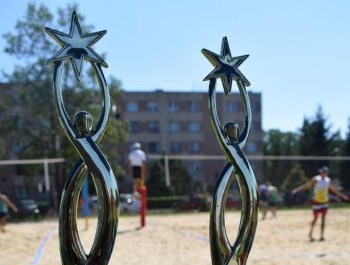 TURNIEJ SIATKÓWKI PLAŻOWEJ "O PUCHAR BURMISTRZA MIASTA ŻYWCA" - WYNIKI - zdjęcie22
