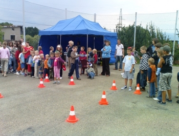 FESTYN SPORTOWO REKREACYJNY DLA DZIECI "WAKACJE NA SPORTOWO I WESOŁO - zdjęcie 7