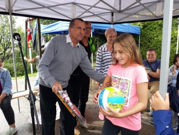 Festyn z serii "FESTYNY z RODZINKĄ" - Witaj Szkoło - 08.09.2018 r - zdjęcie113