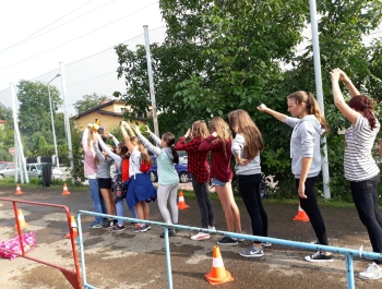 Festyn z serii "FESTYNY z RODZINKĄ" - Witaj Szkoło - 08.09.2018 r - zdjęcie94