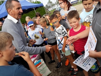 Festyn z serii "FESTYNY z RODZINKĄ" - Witaj Szkoło - 08.09.2018 r - zdjęcie91