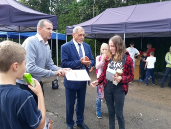 Festyn z serii "FESTYNY z RODZINKĄ" - Witaj Szkoło - 08.09.2018 r - zdjęcie80