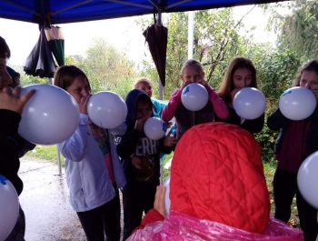 Festyn z serii "FESTYNY z RODZINKĄ" - Witaj Szkoło - 08.09.2018 r - zdjęcie73