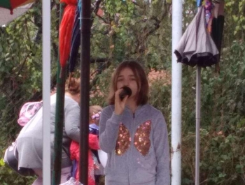 Festyn z serii "FESTYNY z RODZINKĄ" - Witaj Szkoło - 08.09.2018 r - zdjęcie46