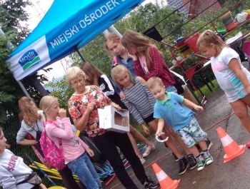 Festyn z serii "FESTYNY z RODZINKĄ" - Witaj Szkoło - 08.09.2018 r - zdjęcie41