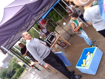 Festyn z serii "FESTYNY z RODZINKĄ" - Witaj Szkoło - 08.09.2018 r - zdjęcie27