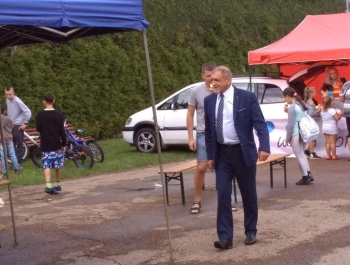 Festyn z serii "FESTYNY z RODZINKĄ" - Witaj Szkoło - 08.09.2018 r - zdjęcie29